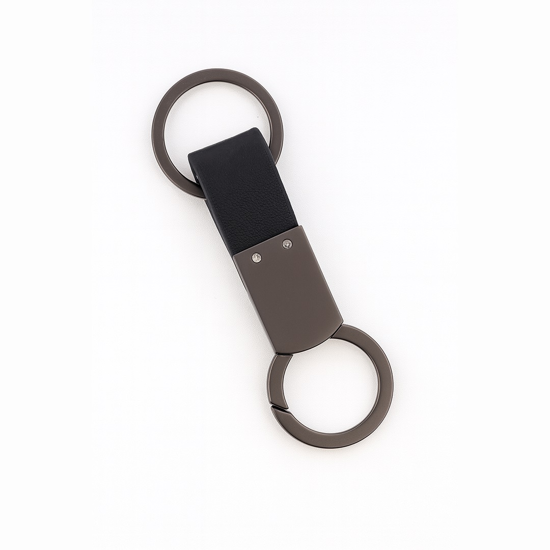 4 KEY KEEPER – Elegant PU Leather & Metal Durable Keychain with Sleek Design - Image 1